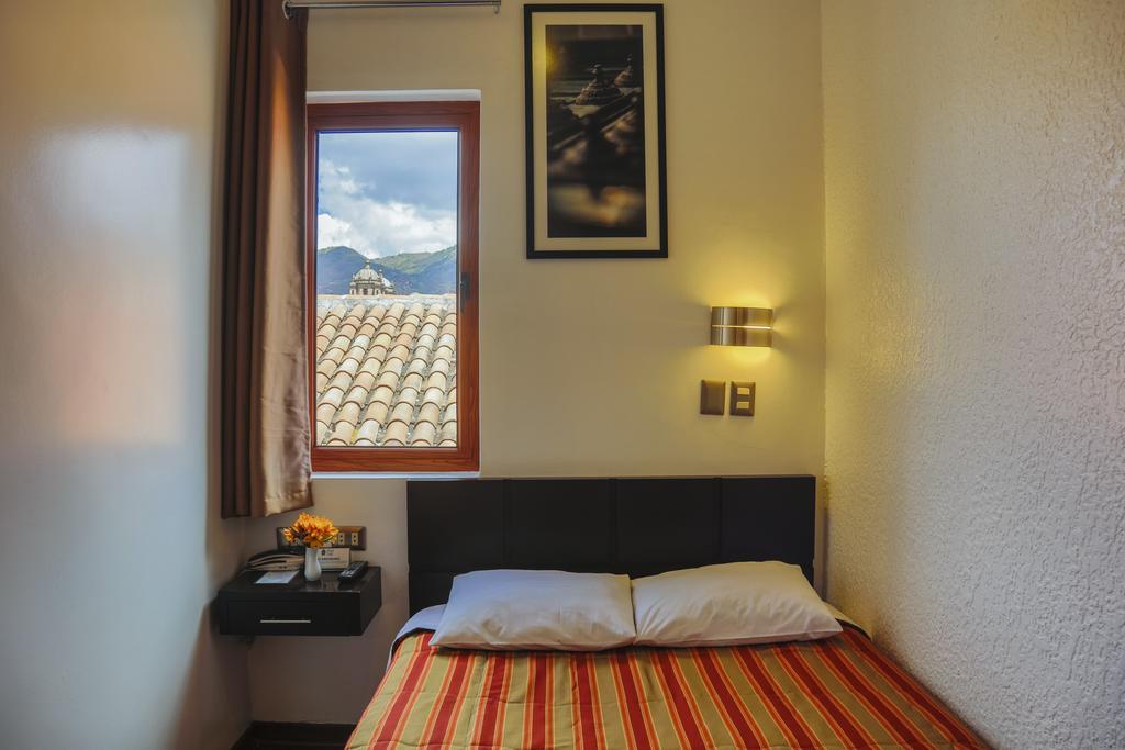 Hostal & Apartments El Triunfo Cusco Exterior foto